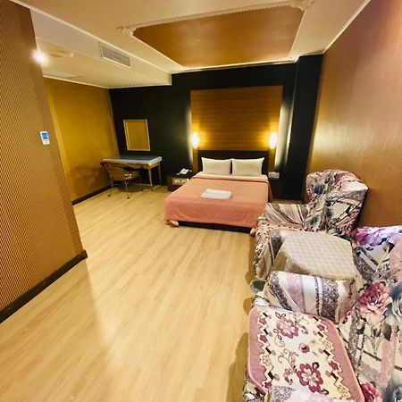 Hotel Lee-Chan Taipei Exterior photo