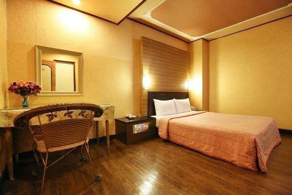 Hotel Lee-Chan Taipei Exterior photo